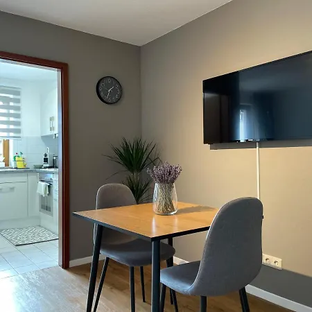 Apartment Lamiacasa Business-family-near Bosch-airport
