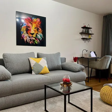 Lamiacasa Balcony Parking Bosch Airport *