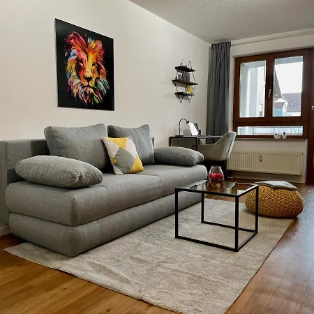 Apartment Lamiacasa Business-family-near Bosch-airport