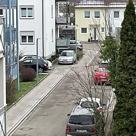 Lamiacasa Balcony Parking Bosch Airport Apartman *